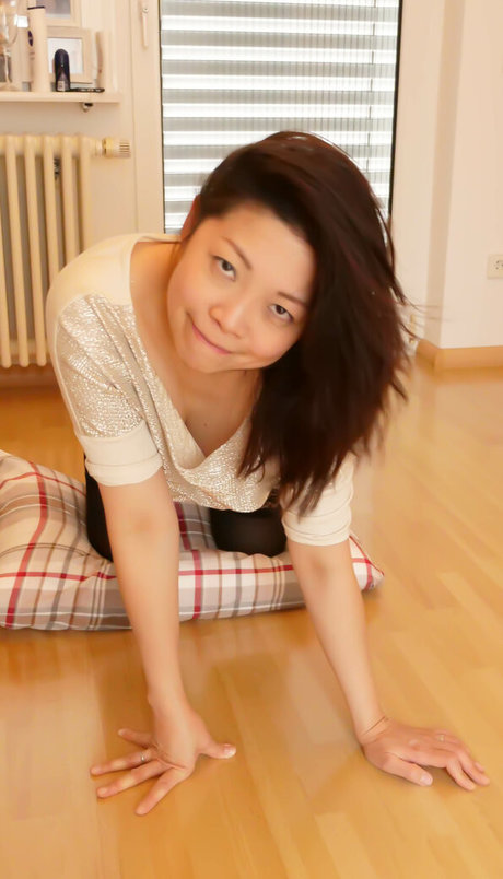 cecile chan1 erotic star images