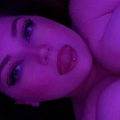 nsfw zalea xxx model photo