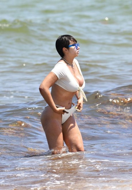 Jackie Cruz erotic model img