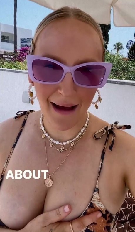 Helen Scott star hot img