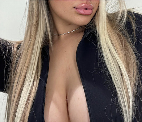 hannnaahh star erotic galleries