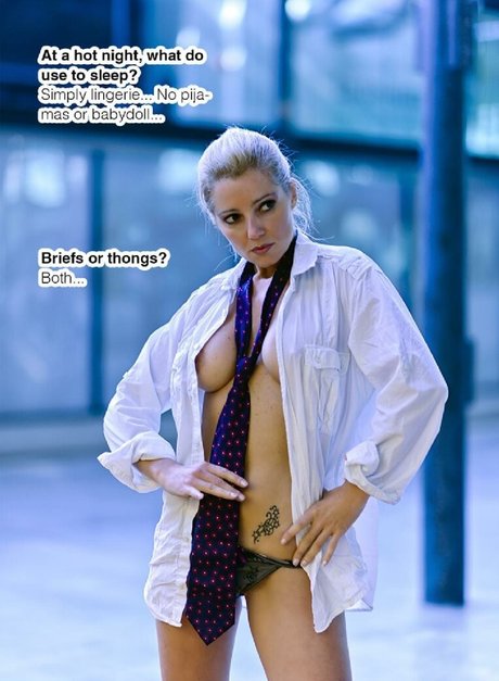 Sara Schwarz high quality model pic