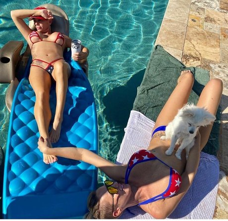 Stefanie McCleary naked actress picture