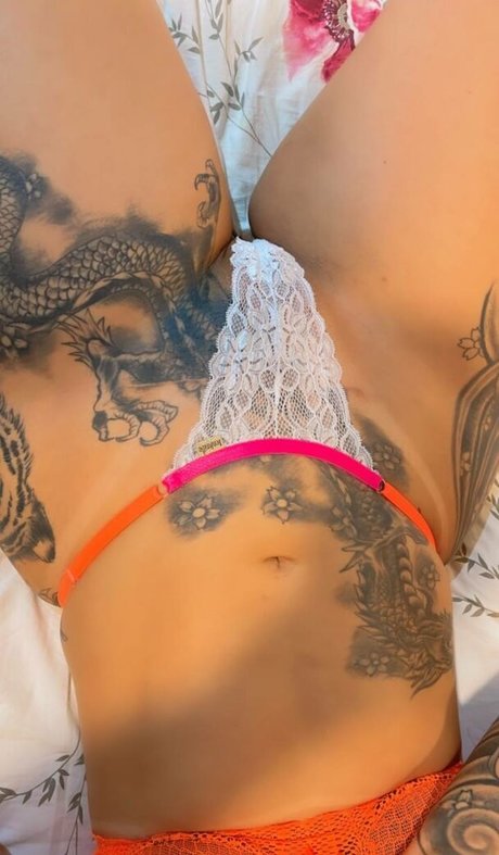 Paulla Naianna exclusive pornstar img