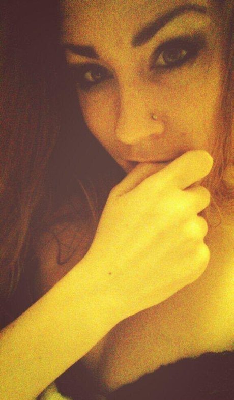 Kittyhouseknife model adult images