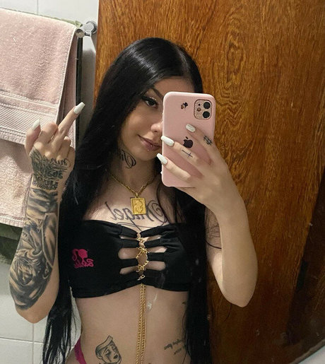 Clarapixys pornstar nude pictures