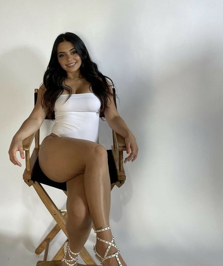 foreignmatee model adult galleries