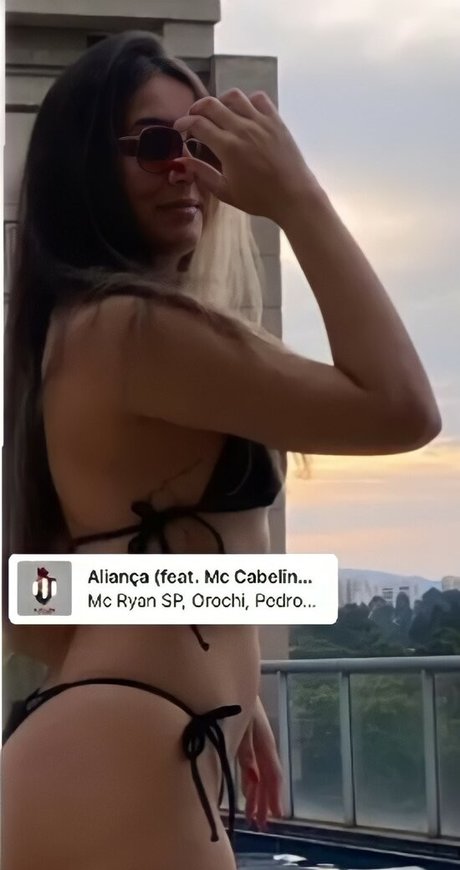 Thami Ferrara beautiful pornstar img