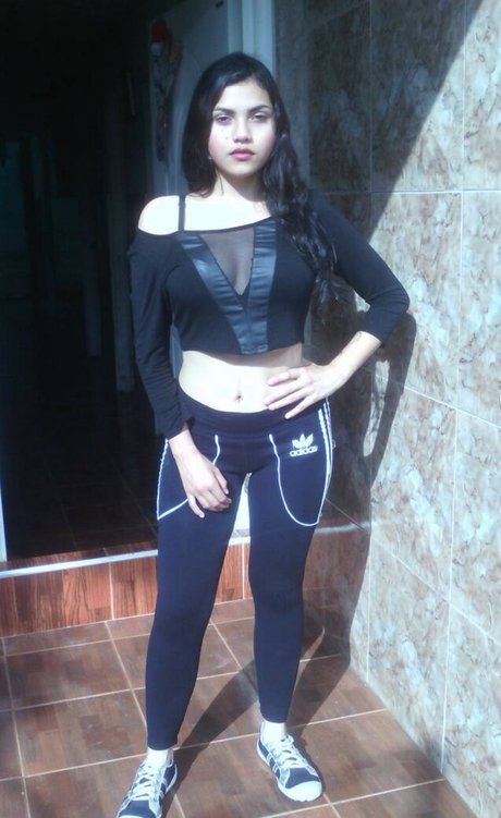 Yetzabell high quality model pics