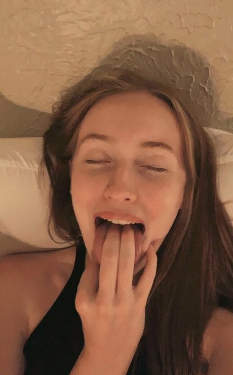 teacher onlyfans pornographic image