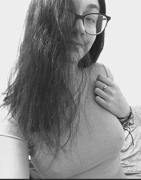 Montselopezz sex star pictures