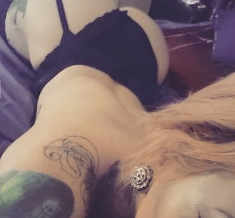 JemmyJ_ exclusive pornstar image