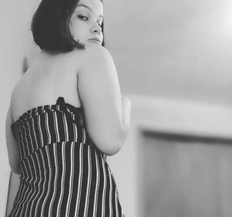 Croline Cpelri art star archive