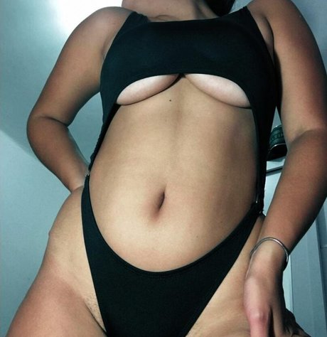 Naymineratto star nude img