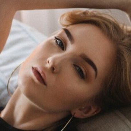 B Smith model pornographic galleries