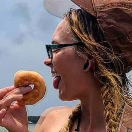 DezSomething model xxx pic