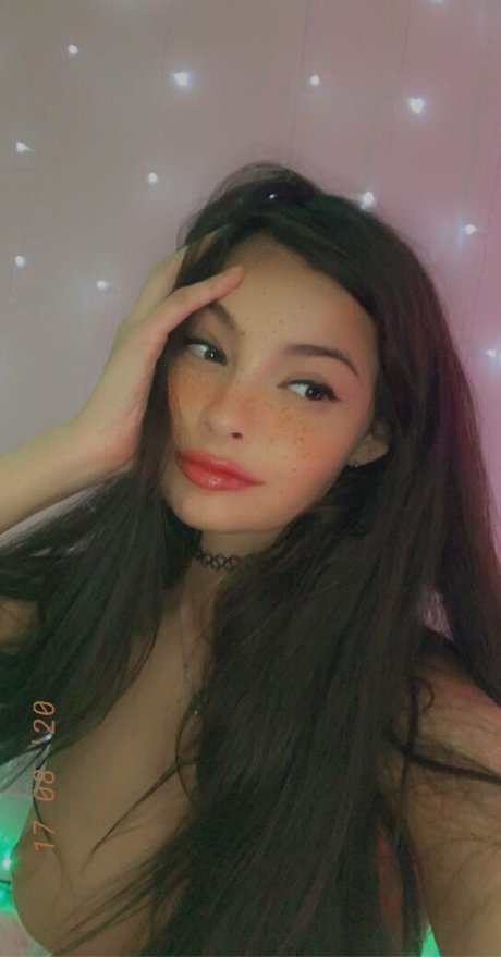 VantaBee pornstar exclusive photo