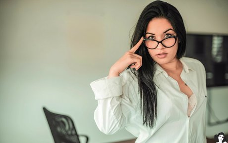 Erikabrasil model sexy gallery