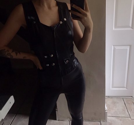 curvy girls onlyfans beautiful image