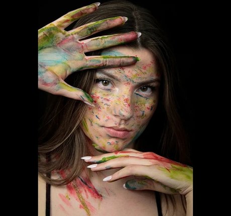 Jasmin Lutke model adult gallery