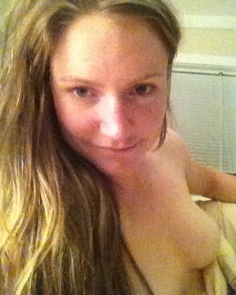 Lauren Kitchen erotic pornstar images