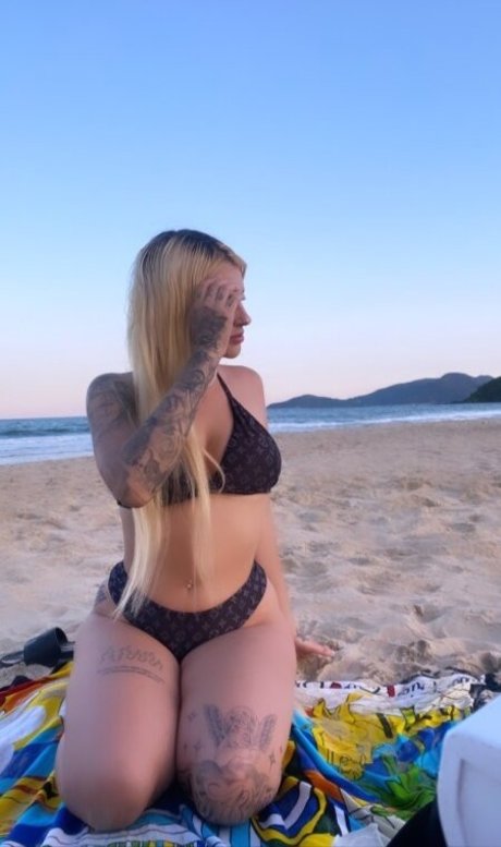 babyjusz model sex photos