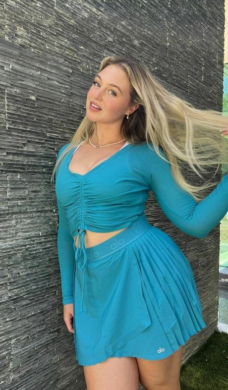 Iskara Lawrence free model image