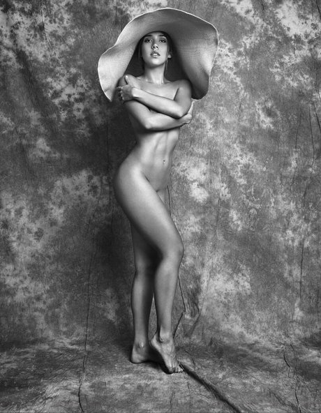 Andrea Machado free actress photo