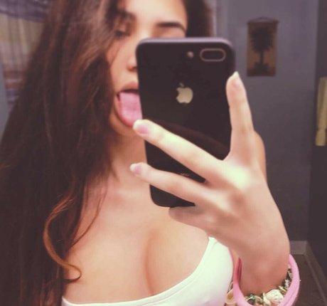 Brie Adeline star erotic images