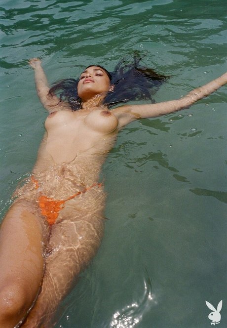 Geena Rocero model pornographic photos