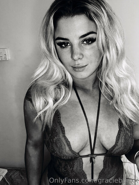 Graciebooxx pornstar pretty picture