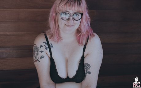 Allita model naked gallery