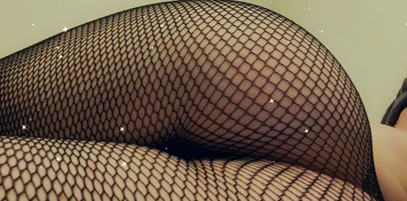 busty mom onlyfans free img