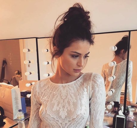 Sandra Dziwiszek free star pic