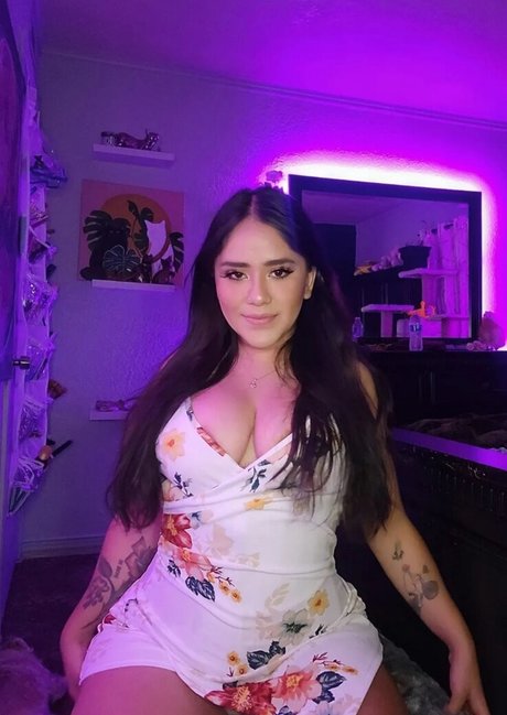 Goddess petals model sex photos