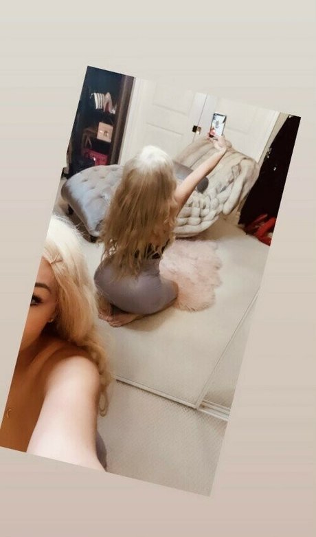 AvyannaLouve erotic star photos