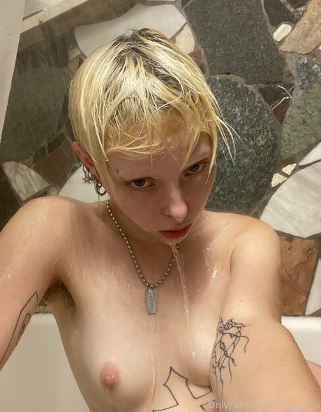 vampyr4u star pretty pic