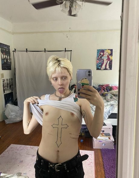 vampyr4u xxx pornstar photos