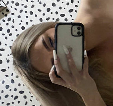 teeteexoxo naked star galleries