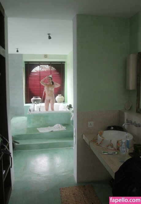 Carine Ribert nude actress picture