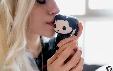 serenna naked model archive