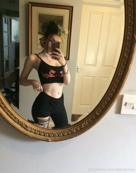 danierruu star erotic pics