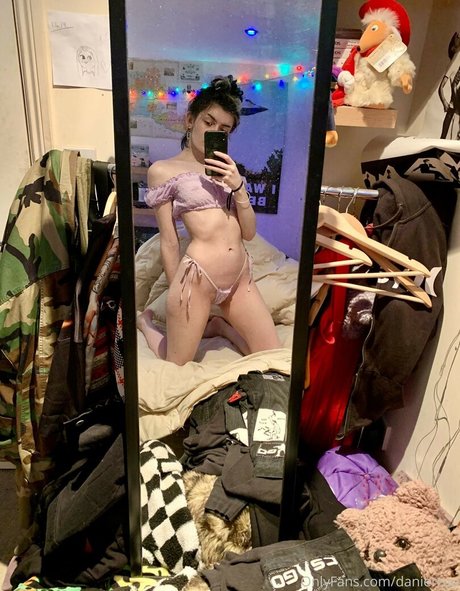 danierruu perfect pornstar pictures