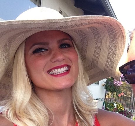 Lauren Ann Harris pretty model images