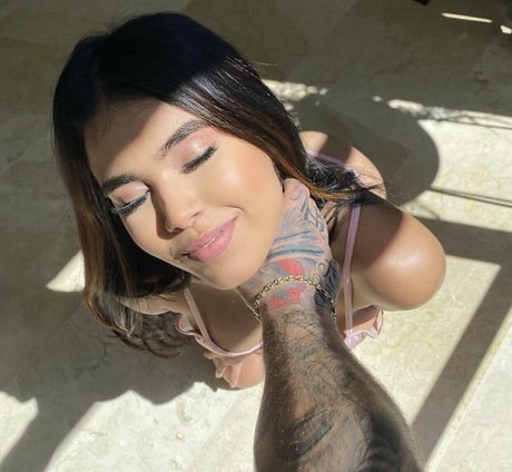 Michelleerabbit pornstar nude images