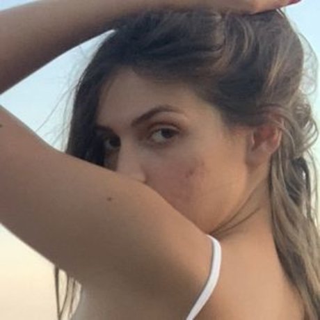 Cerise4444 model nice picture