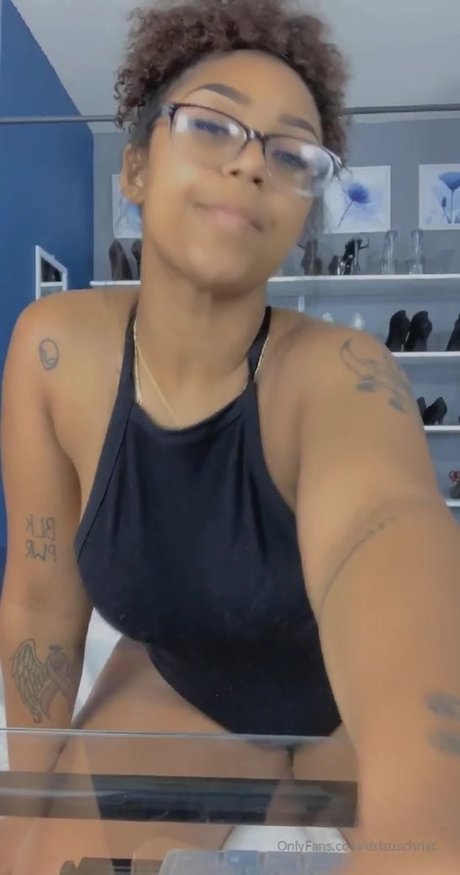 saggy milf onlyfans porn pictures