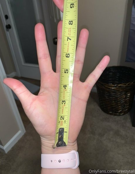 breezytall nudes star galleries