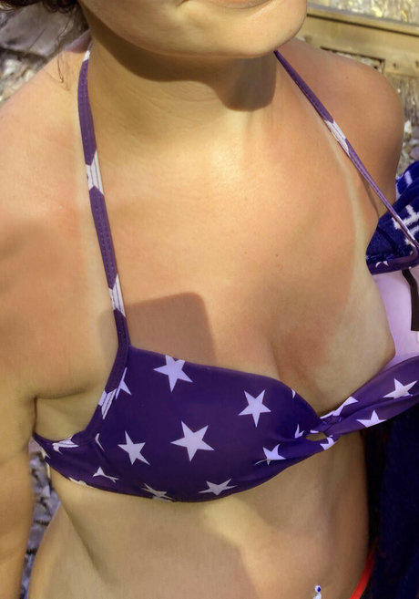 Broomtrail hot pornstar pics