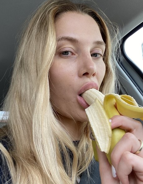 Anna Opsal hot star photo